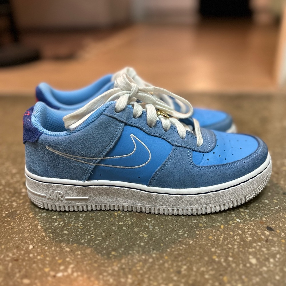 Nike Air Force Ones University Blue